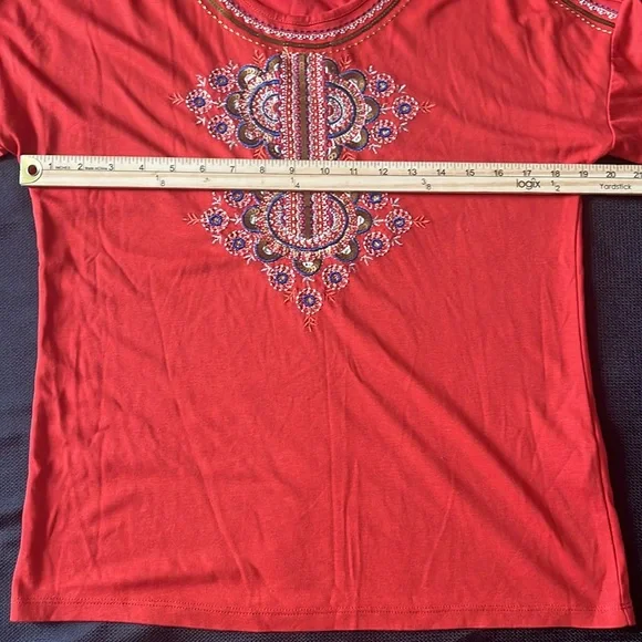 Chicos’s Embroidered Top - Picture 14 of 15